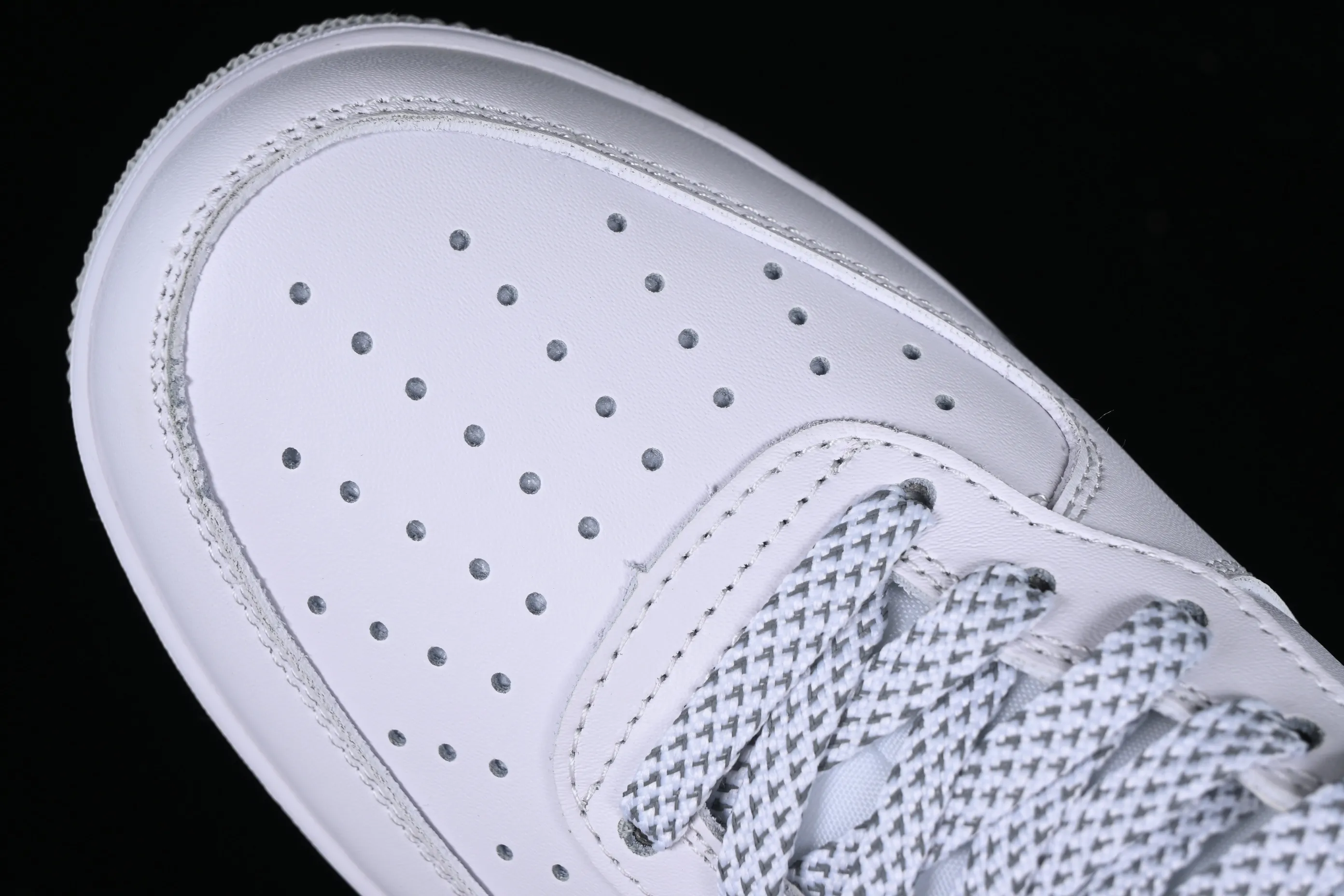 All Categories Nk Air Force 1 Air Force Series Nk Air Force 1 Mid Air Force Mid Nk Air Force 1'07 Mid Beige Silver Stars Air Force One Mid Casual Sneakers WP5623-836